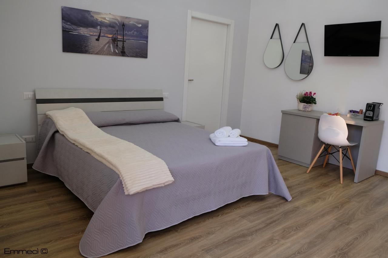 Hotel Madonna Delle Grazie Laterza Zewnętrze zdjęcie